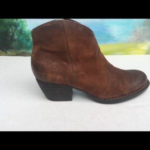 Born Ankle Boots, Women’s 10M